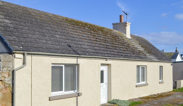 2 bedroom accommodation in Portmahomack