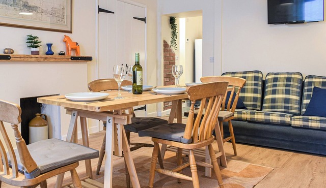 2 bedroom accommodation in South Molton