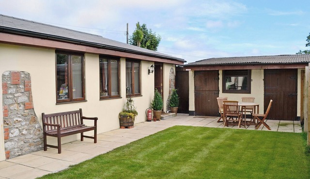 2 bedroom accommodation in Clayhidon, near Taunton