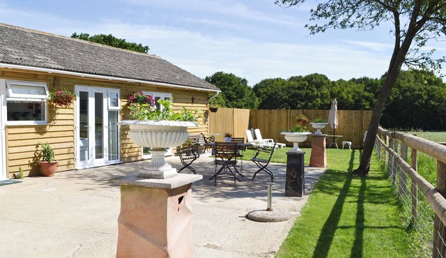 2 bedroom accommodation in Bilsington, near Ashford