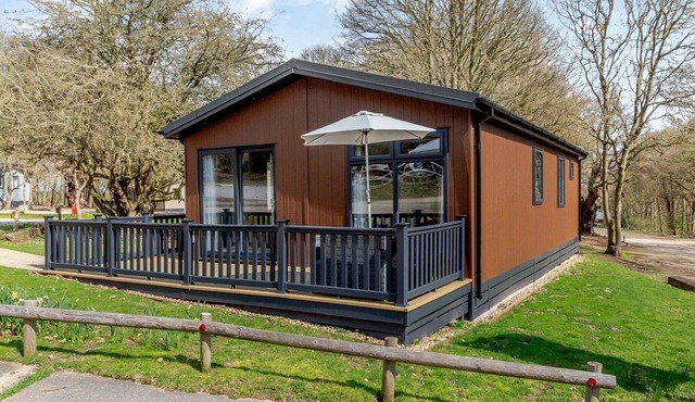 2 bedroom accommodation in Woolverstone, Ipswich