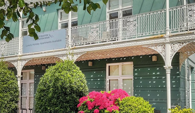 2 bedroom accommodation in Aberystwyth