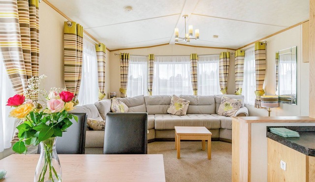 2 bedroom accommodation in Alyth, Perthshire