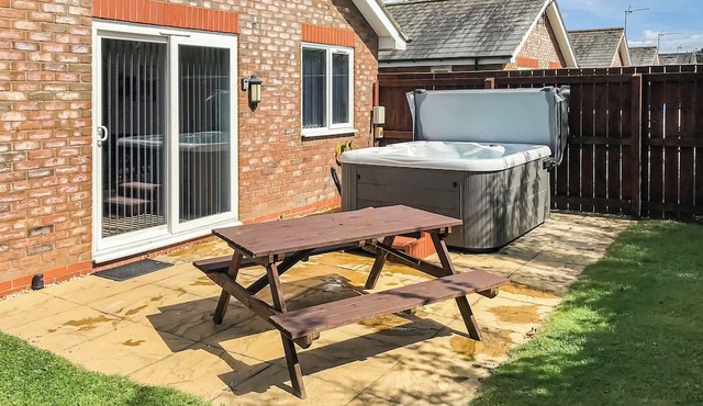 2 bedroom accommodation in Bridlington