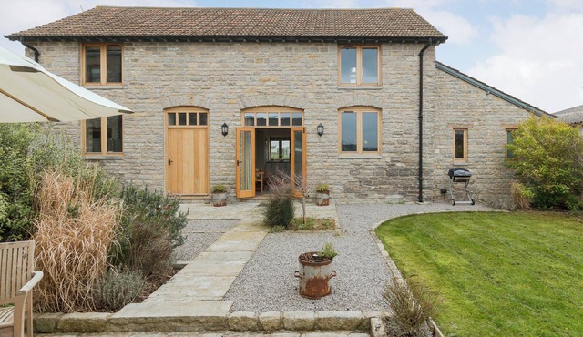 2 bedroom accommodation in West Pennard, near Glastonbury