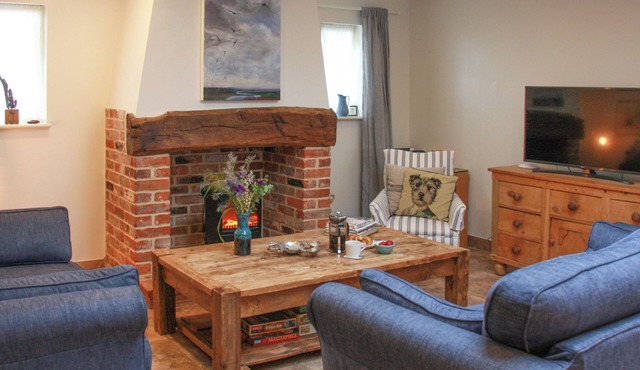 2 bedroom accommodation in Happisburgh