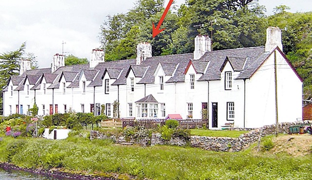 2 bedroom accommodation in Cairnbaan, by Lochgilphead