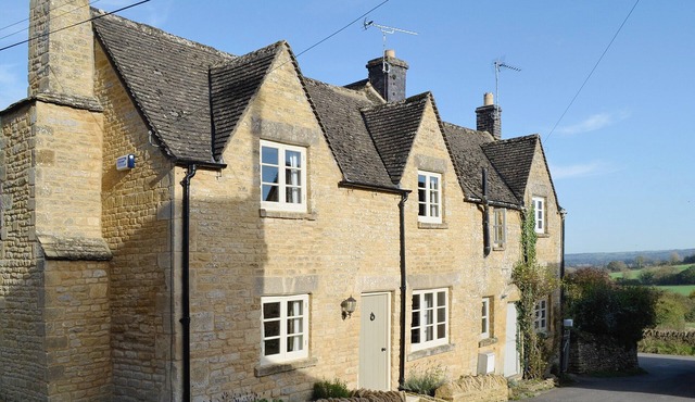 2 bedroom accommodation in Longborough