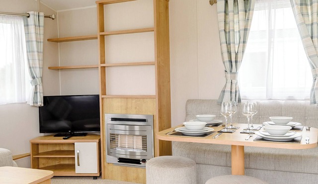 2 bedroom accommodation in Mablethorpe