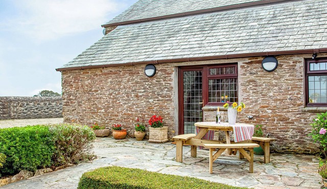 2 bedroom accommodation in Mevagissey, near St Austell