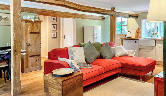 2 bedroom accommodation in Cadnam, near Brockenhurst