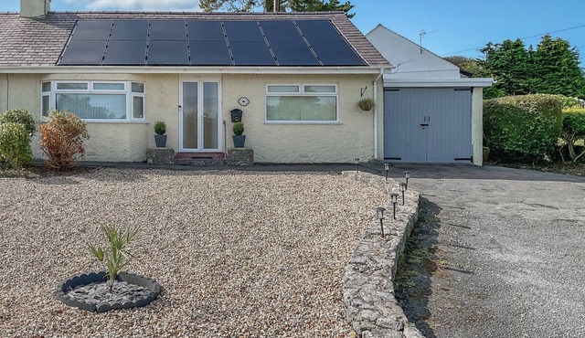 2 bedroom accommodation in Benllech, near Llangefni