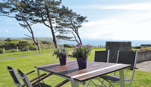 2 bedroom accommodation in Aberystwyth