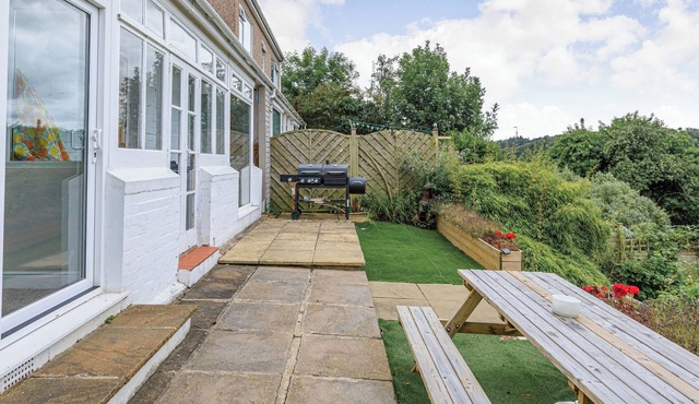 2 bedroom accommodation in Bishops Tawton, near Barnstaple