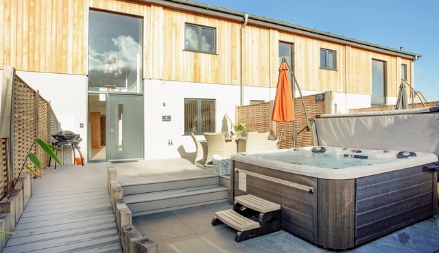 2 bedroom accommodation in Over Stowey, near Bridgwater