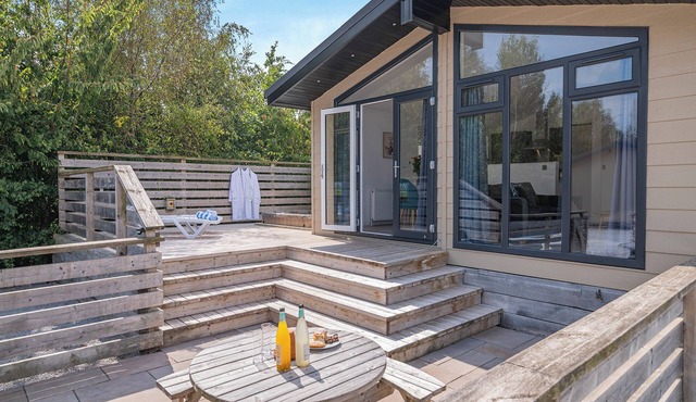 2 bedroom accommodation in Cannington