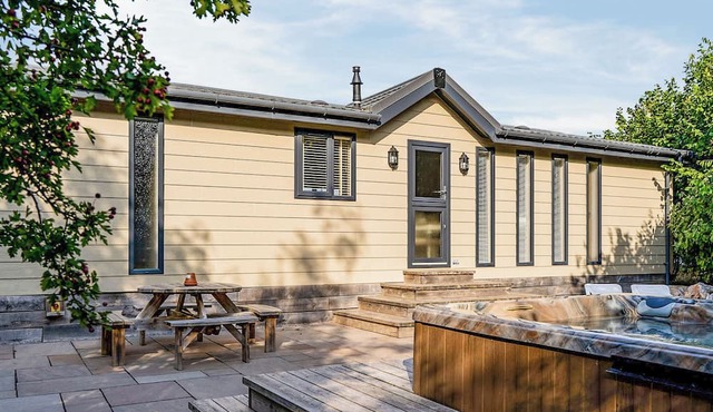 2 bedroom accommodation in Cannington