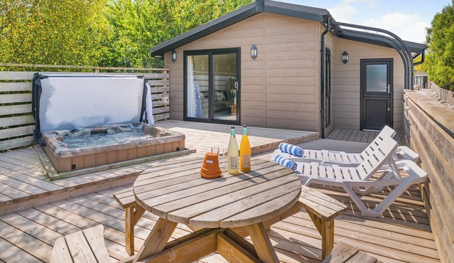 2 bedroom accommodation in Cannington