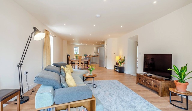 2 bedroom accommodation in Preston, near Canterbury