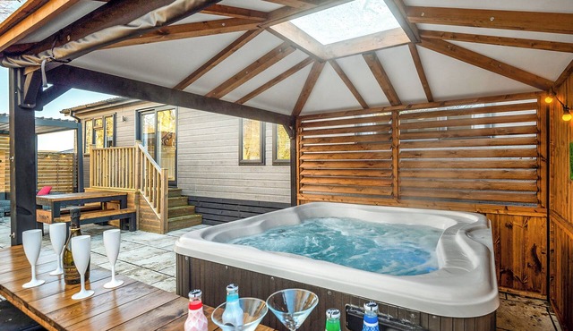 2 bedroom accommodation in Raywell, Beverley