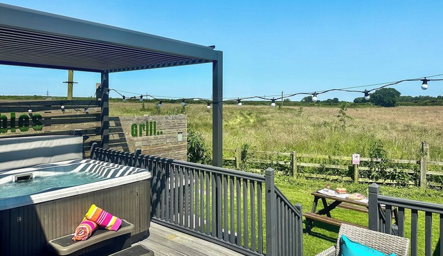 2 bedroom accommodation in Raywell, Beverley