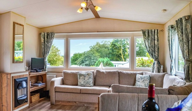 2 bedroom accommodation in Kippford, near Sandyhills