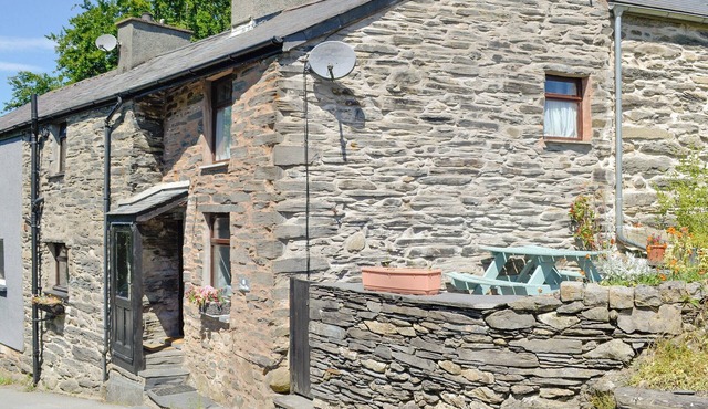 2 bedroom accommodation in Dolwyddelan, near Betws-y-Coed