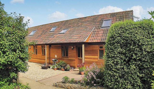 2 bedroom accommodation in Whitney Bottom, Ilminster