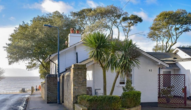 2 bedroom accommodation in Felixstowe