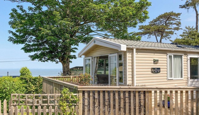 2 bedroom accommodation in West Quantoxhead, near Watchet