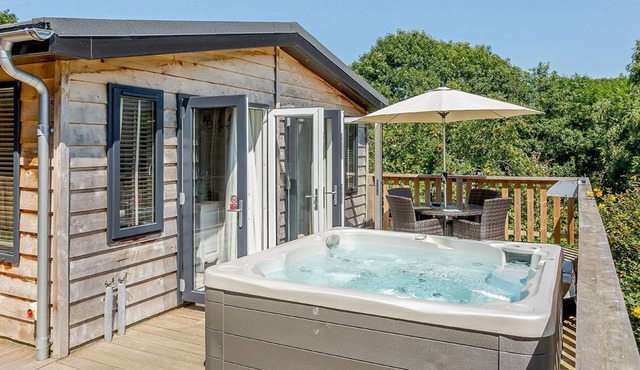 2 bedroom accommodation in Holsworthy