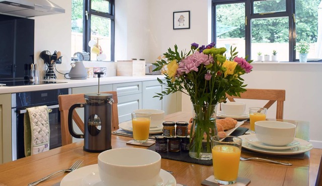 2 bedroom accommodation in Llangunllo