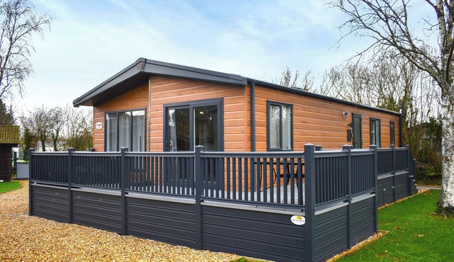 2 bedroom accommodation in Lyme Regis