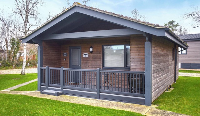 2 bedroom accommodation in Lyme Regis