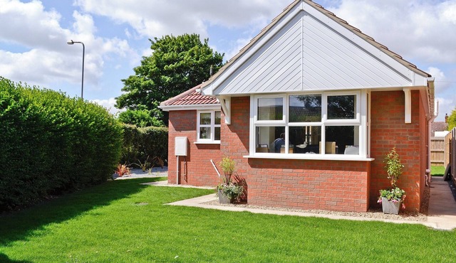 2 bedroom accommodation in Sutton-on-Sea, near Mablethorpe