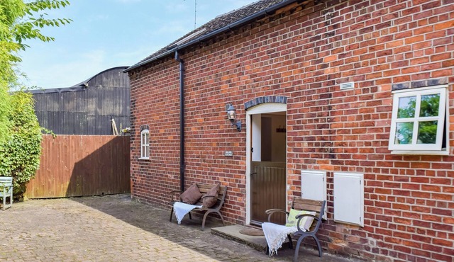 2 bedroom accommodation in Middlewich