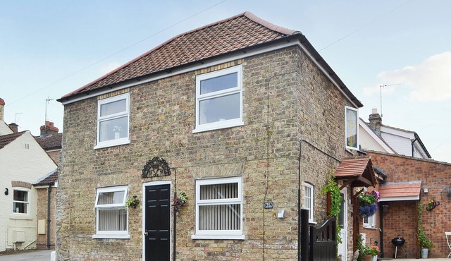 2 bedroom accommodation in North Cave