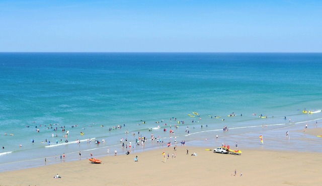 2 bedroom accommodation in Perranporth