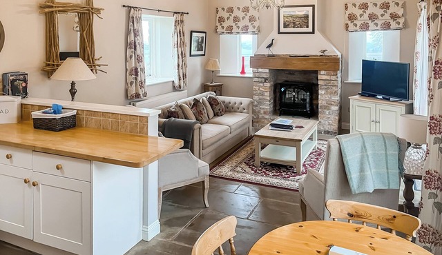 2 bedroom accommodation in Scalby, Scarborough