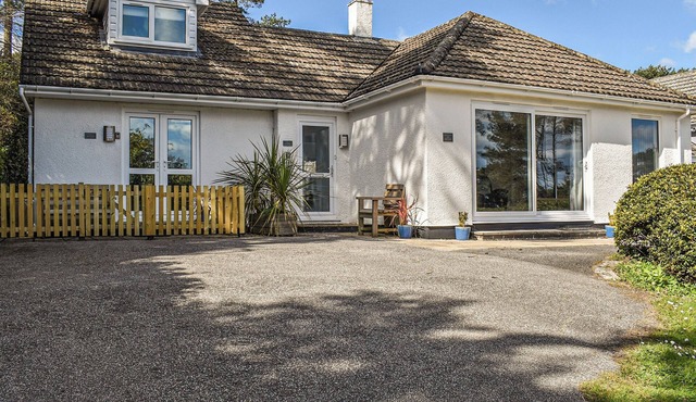 2 bedroom accommodation in Carlyon Bay, near St Austell