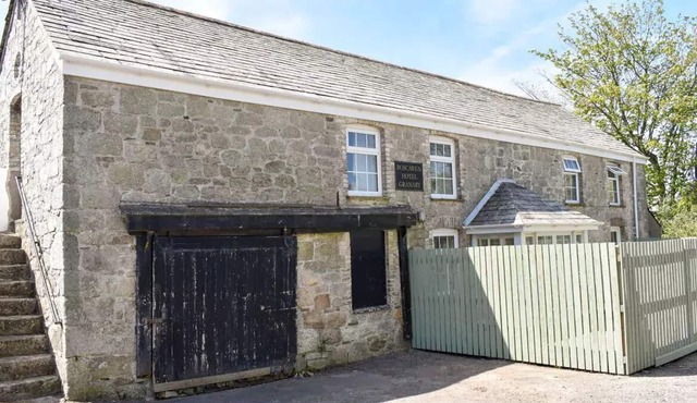 2 bedroom accommodation in St Dennis, near St Columb Major