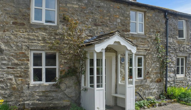 2 bedroom accommodation in Starbotton