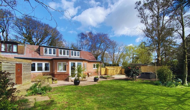 2 bedroom accommodation in Langford Budville, near Wellington