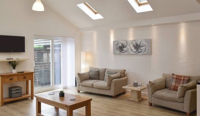 2 bedroom accommodation in Hesketh Bank, near Southport