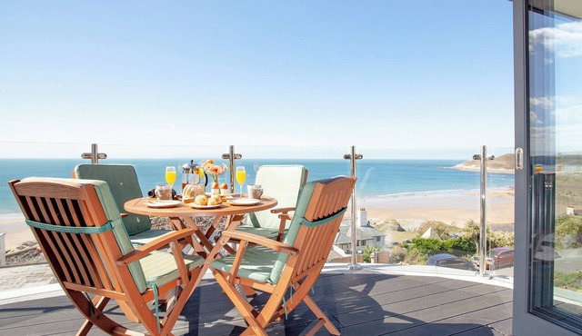 2 bedroom accommodation in Woolacombe