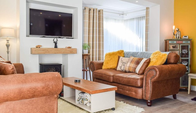 2 bedroom accommodation in Seaton, near Workington