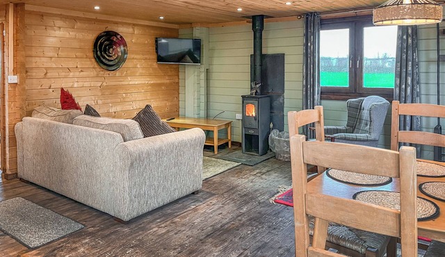 2 bedroom accommodation in Aldbrough