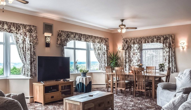 2 bedroom accommodation in Bettws, near Swansea