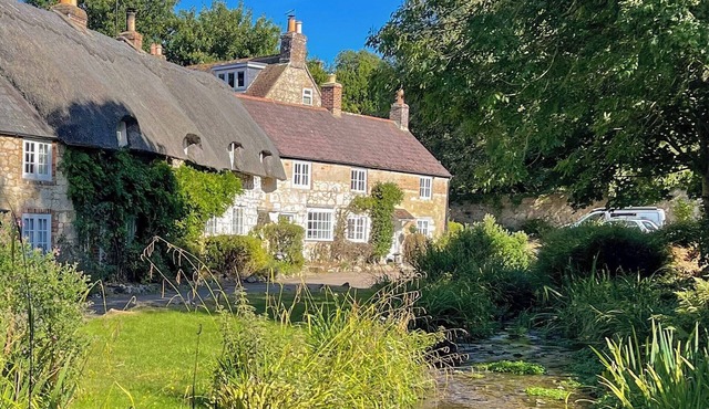 2 bedroom accommodation in Calbourne