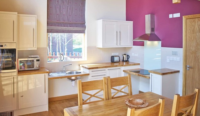 2 bedroom accommodation in Callander, Stirlingshire